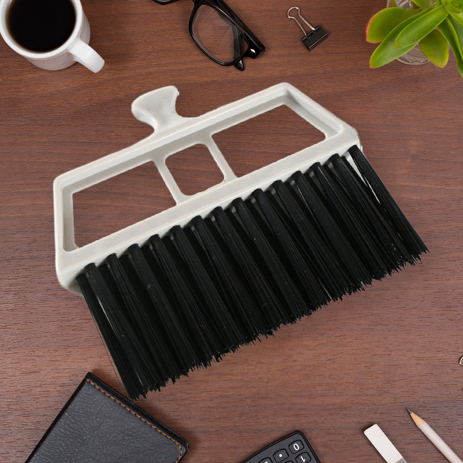 Dustpan Supdi with Brush, Dustpan For Car Office Desk, Wardrobe, Dinning Table, laptop, Keyboard Cleaning, Multipurpose Cleaning - Bhavnagar Deodap