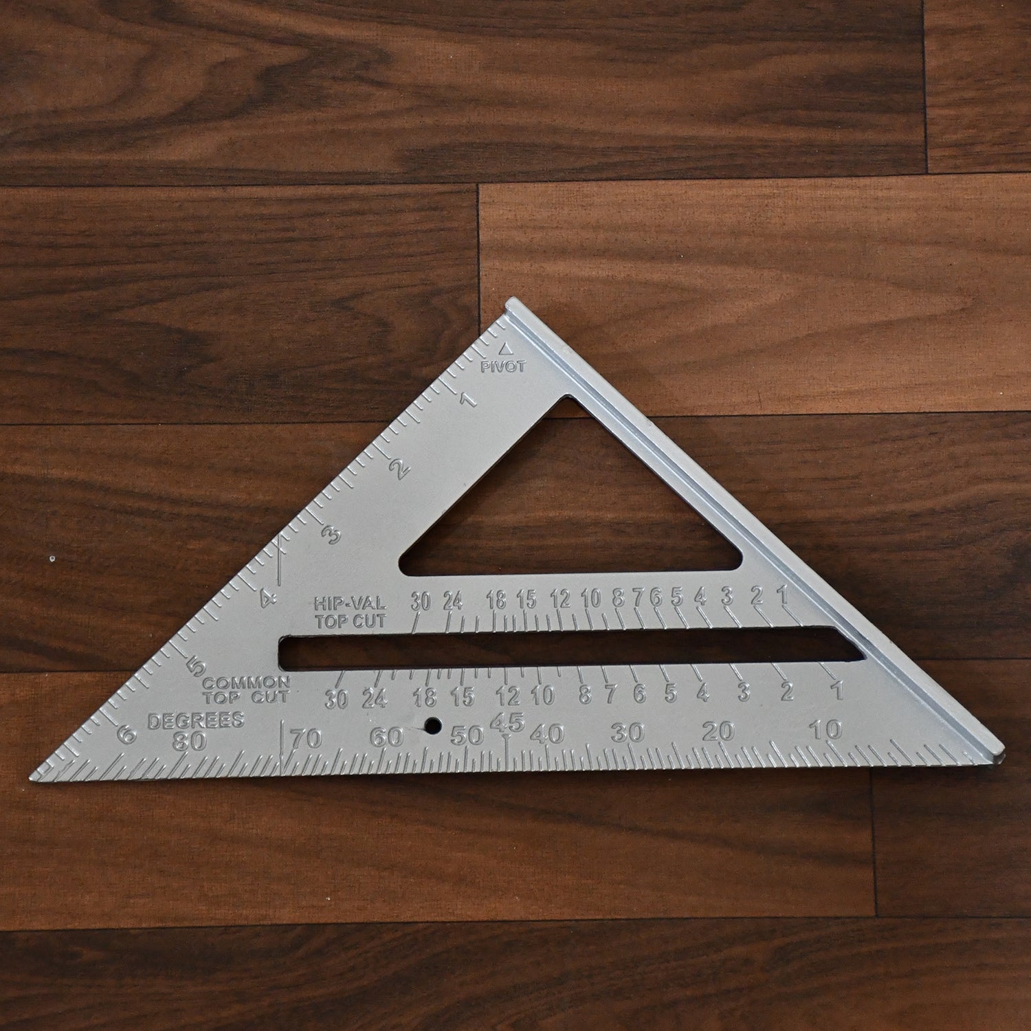 Double Side Scale Triangle Measurement Hand Tool, 45 Degree Triangle Ruler, Home for Industry, Aluminum Alloy Rafter Square 7-Inch Length - Bhavnagar Deodap