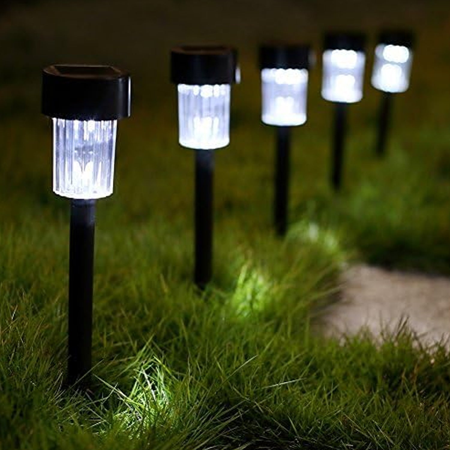 Solar Panel Led Spike Spot Light Landscape Garden Yard Path Lawn Outdors Solar Lamps, Waterproof Outdoor Decorative Landscape Lights for Garden, Patio, Yard, Walkway (MOQ :- 24) - Bhavnagar Deodap