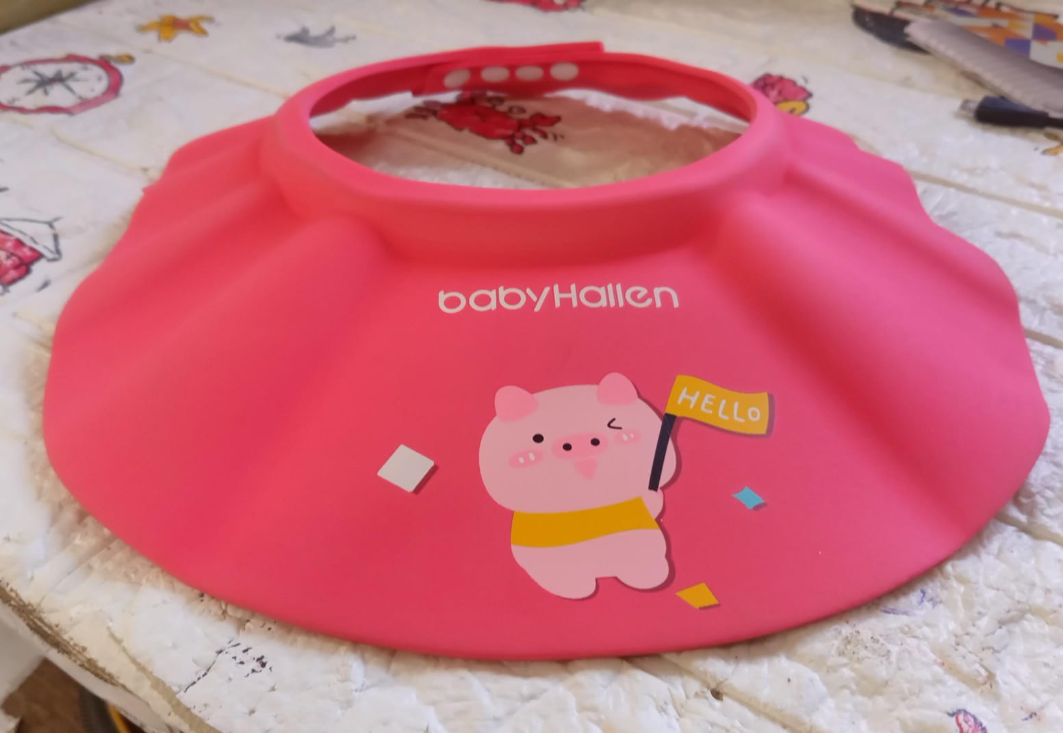 Tear-Free Bath Time: Adjustable Baby Shower Cap (Protects Eyes & Ears) - Bhavnagar Deodap