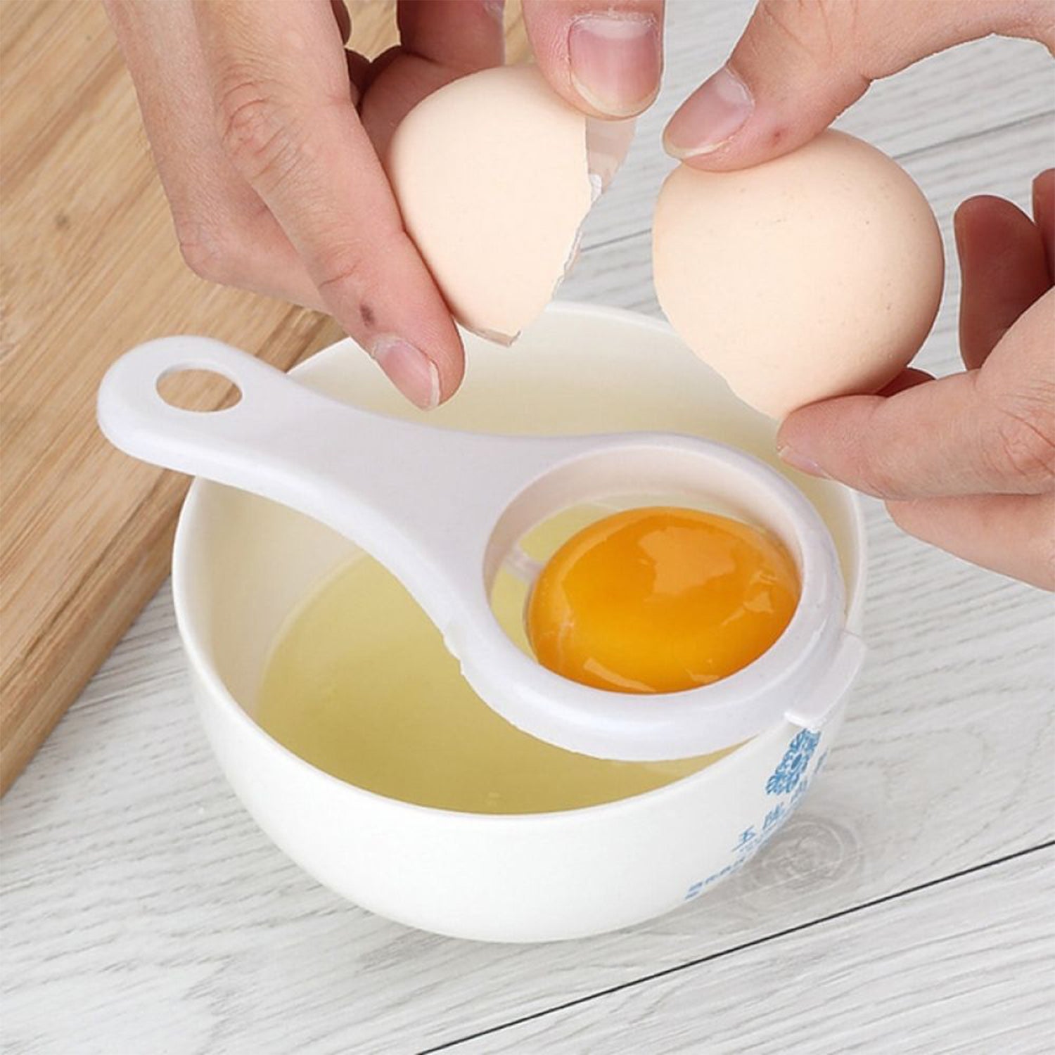 Egg Yolk Separator, Egg White Yolk Filter Separator, Egg Strainer Spoon Filter Egg Divider - Bhavnagar Deodap