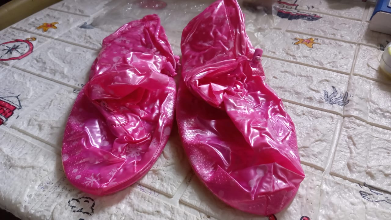 Plastic Shoes Cover Reusable Anti-Slip Boots Zippered Overshoes Covers Pink, Transparent Waterproof Snow Rain Boots for Kids/Adult Shoes, for Rainy Season (L Size1 Pairs) - Bhavnagar Deodap